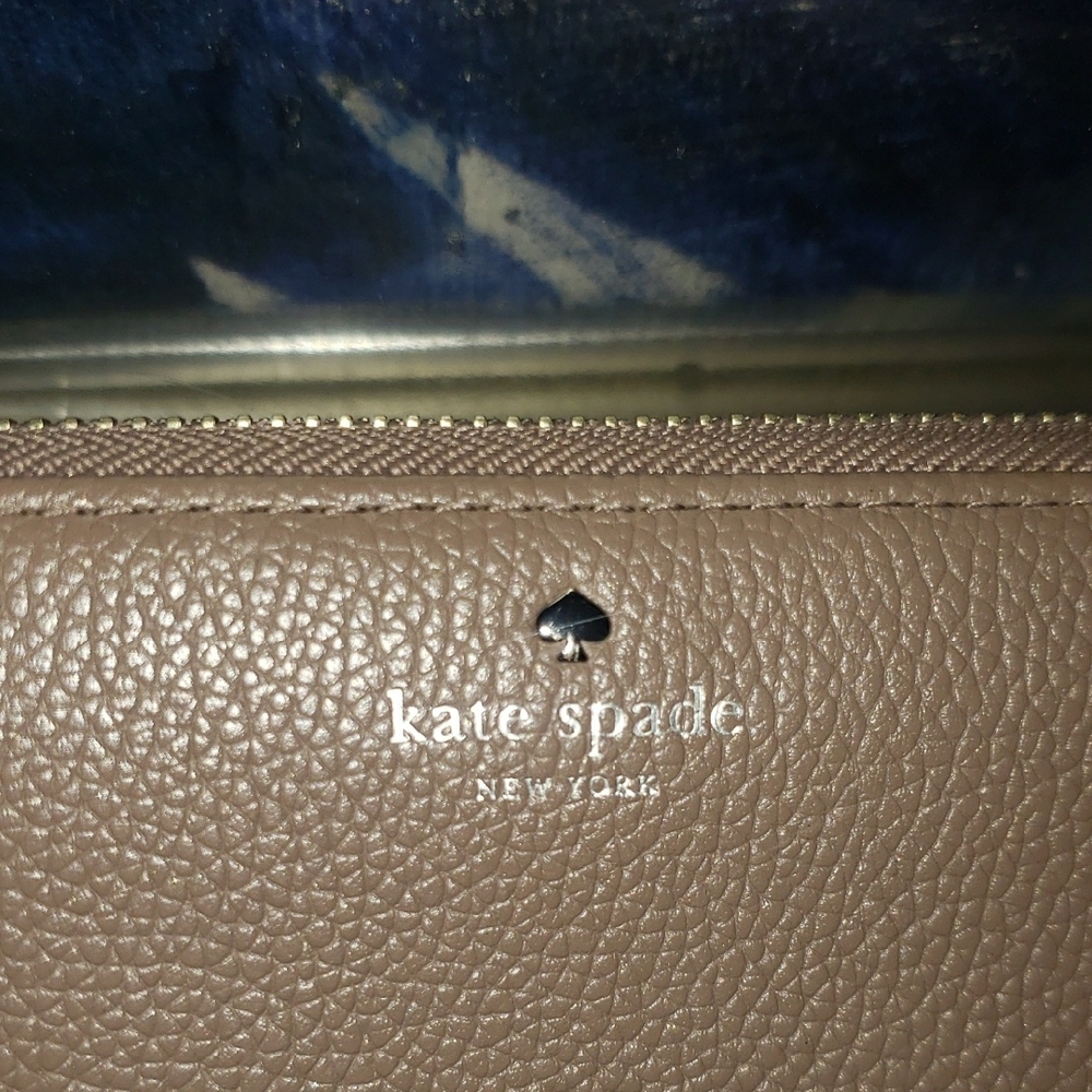Kate Spade Taupe Continental Wallet - Picture 2 of 5